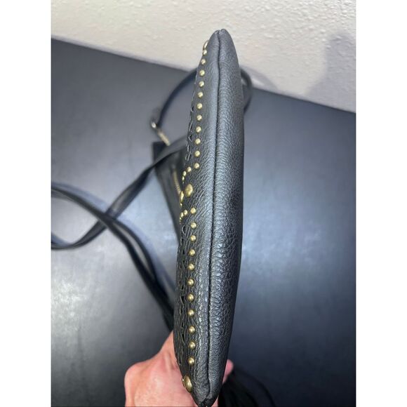 Revive Vintage Co Black Crossbody Bag Adjustable Strap Goldtone Hardware - Picture 10 of 10